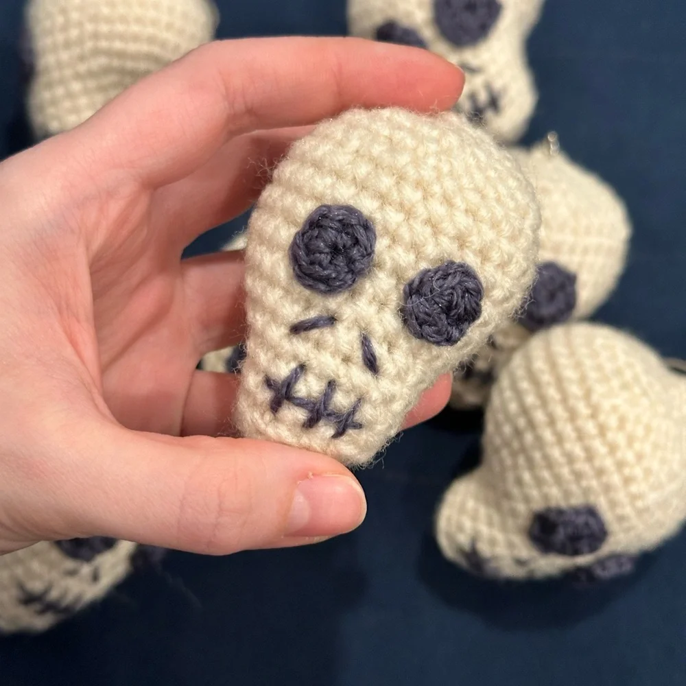 Crochet Skull Keychains (price for one) - Picture 3 of 9